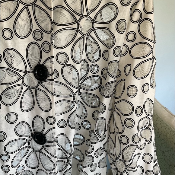 DONATED Multiples Flower Power Jacket - Picture 6 of 10